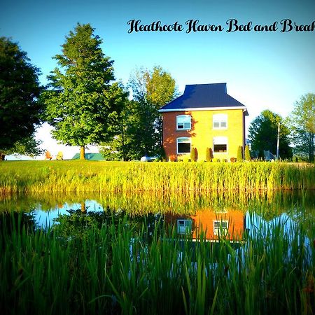 Heathcote Haven Bed & BreakfastClarksburg エクステリア 写真